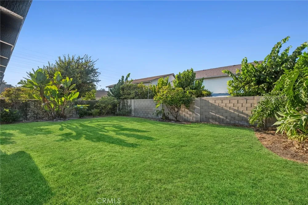 8715 Rogue River Avenue Fountain Valley, CA 92708