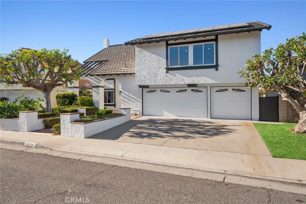 8715 Rogue River Avenue Fountain Valley, CA 92708
