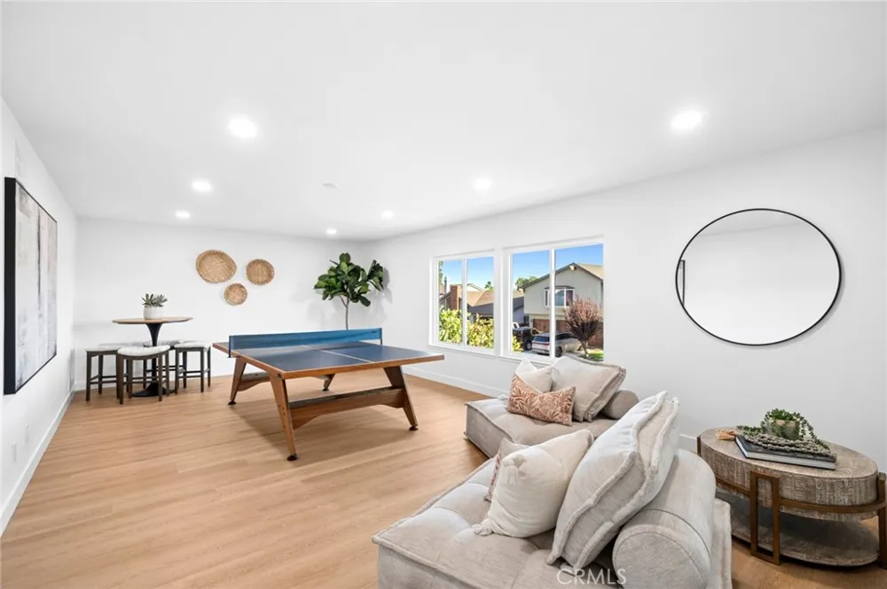 8715 Rogue River Avenue Fountain Valley, CA 92708
