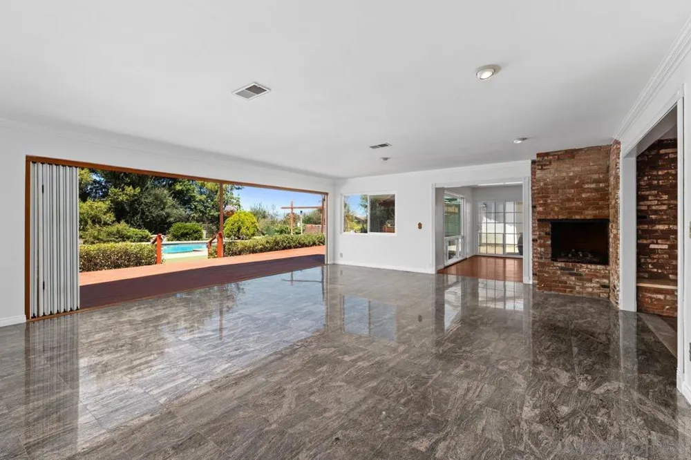 1081 Calle Mesita Bonita, CA 91902