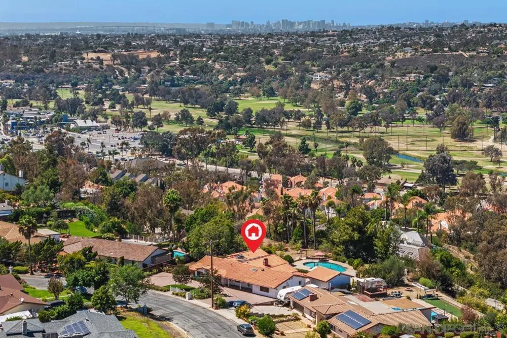 1081 Calle Mesita Bonita, CA 91902