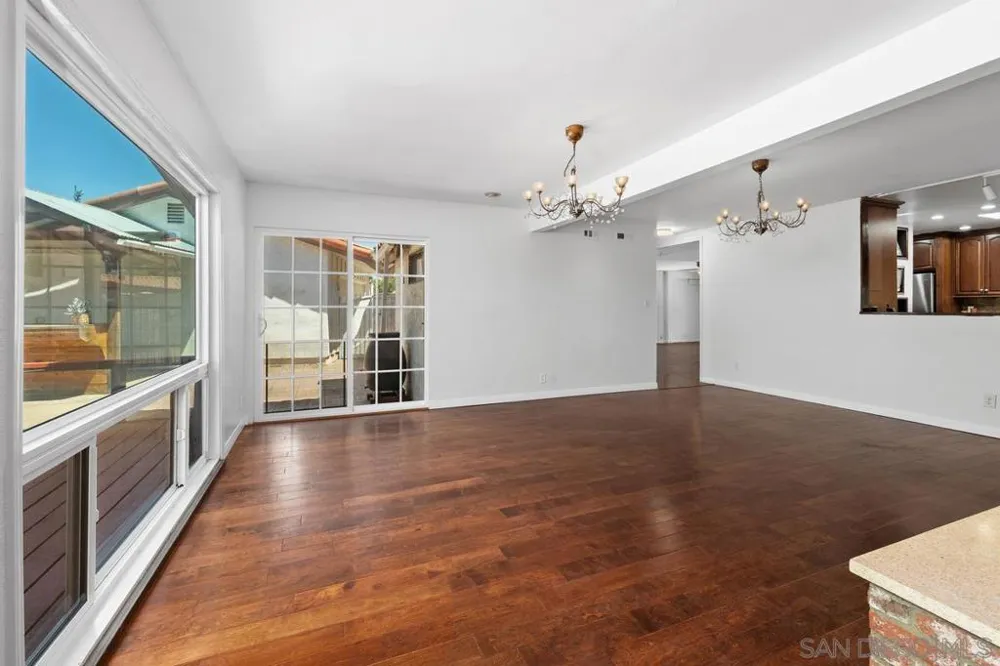 1081 Calle Mesita Bonita, CA 91902