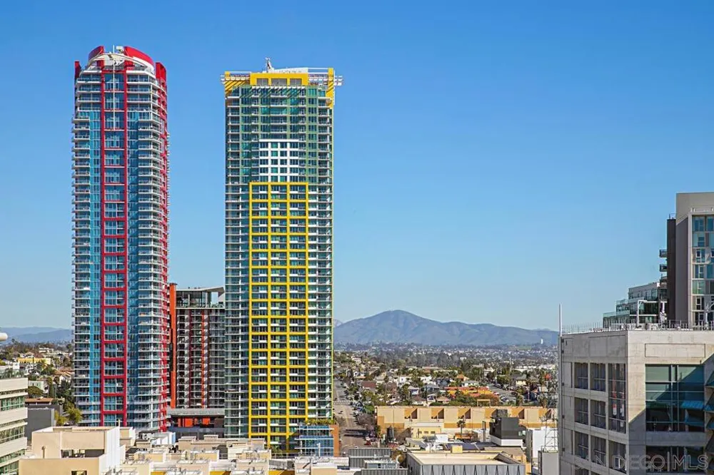 427 9TH #1008 San Diego, CA 92101
