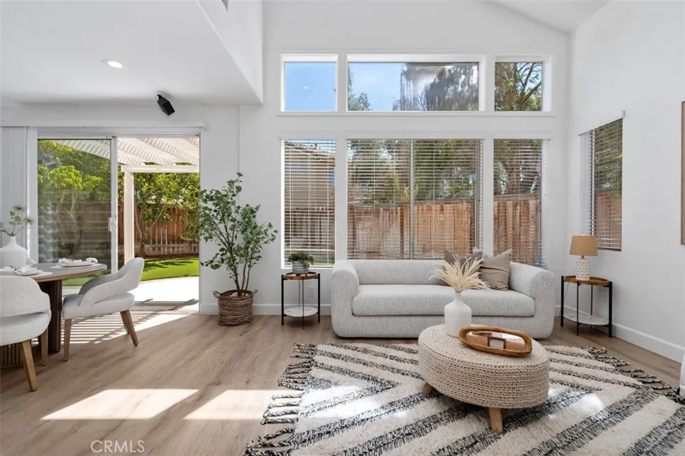56 Acorn Ridge Rancho Santa Margarita, CA 92688