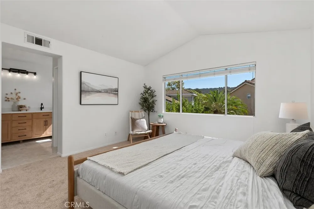 56 Acorn Ridge Rancho Santa Margarita, CA 92688