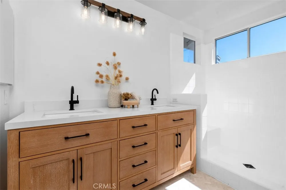 56 Acorn Ridge Rancho Santa Margarita, CA 92688