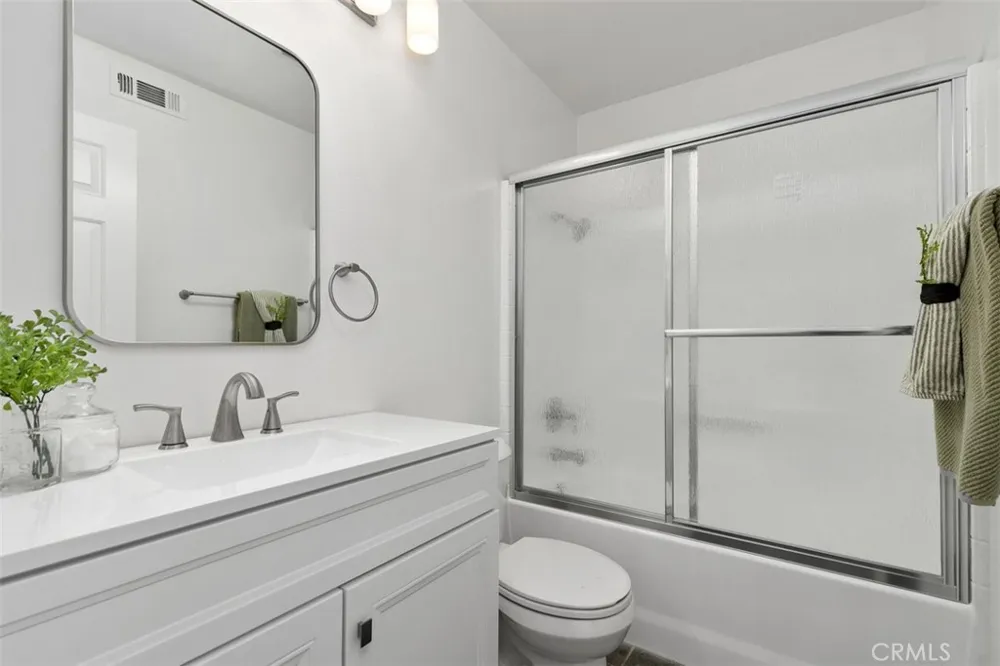 56 Acorn Ridge Rancho Santa Margarita, CA 92688