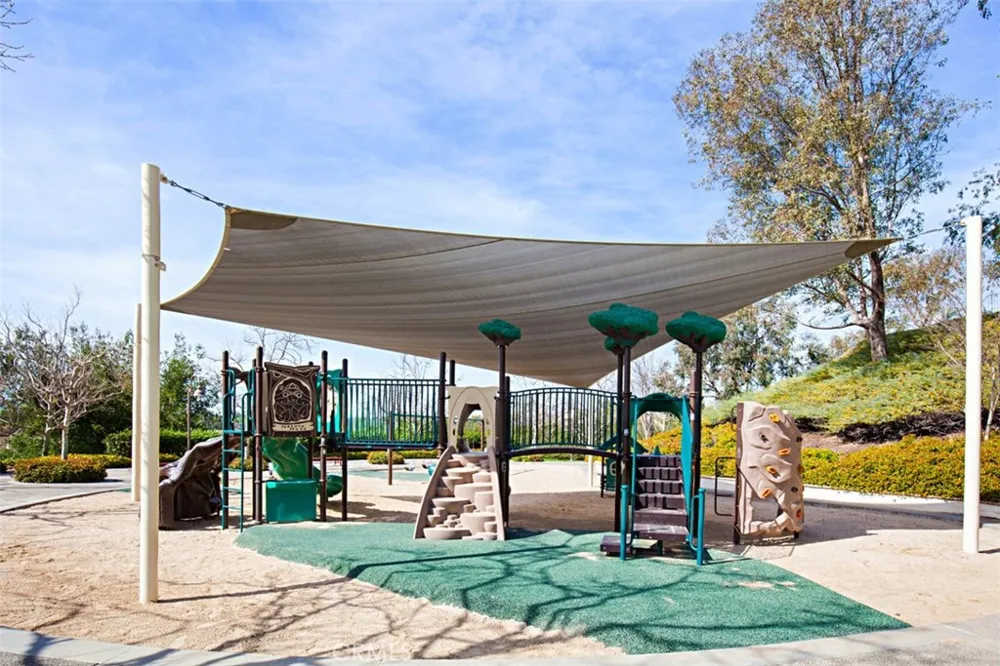 56 Acorn Ridge Rancho Santa Margarita, CA 92688