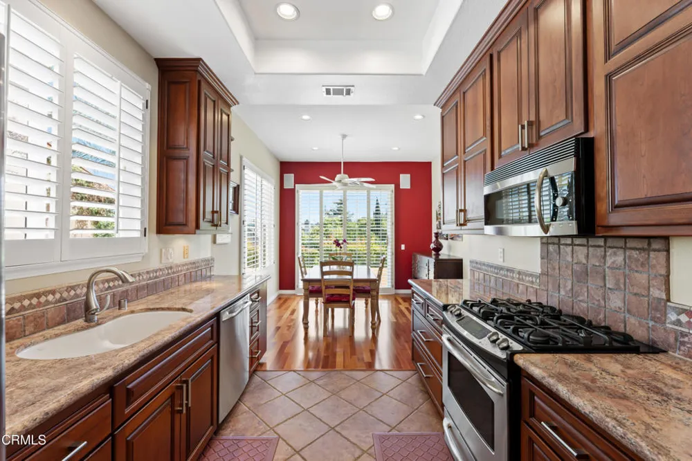 1022 Corte Augusta Camarillo, CA 93010