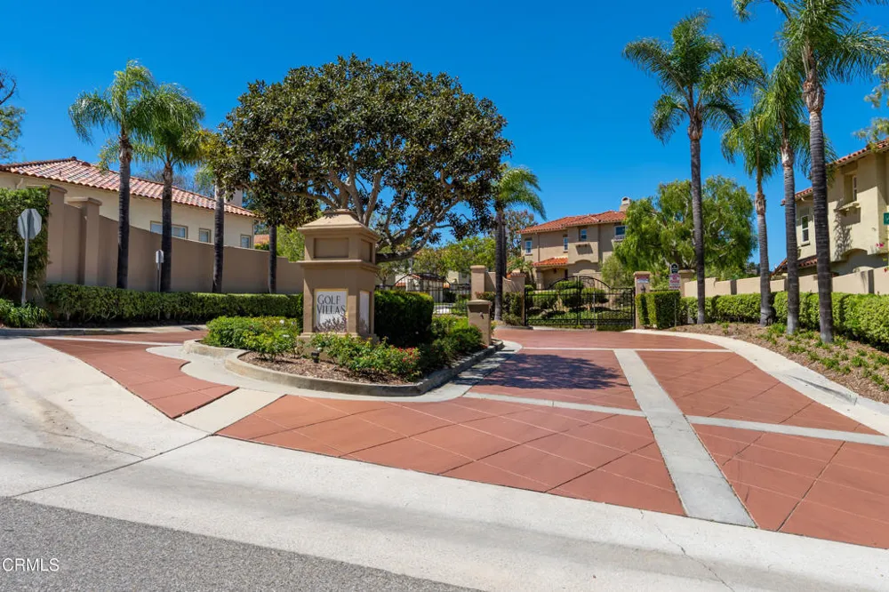 1022 Corte Augusta Camarillo, CA 93010