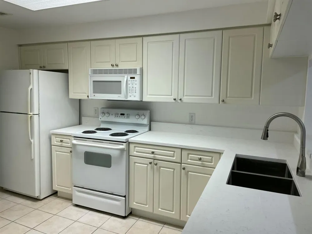 3023 Alcazar Place #106 Palm Beach Gardens, FL 33410