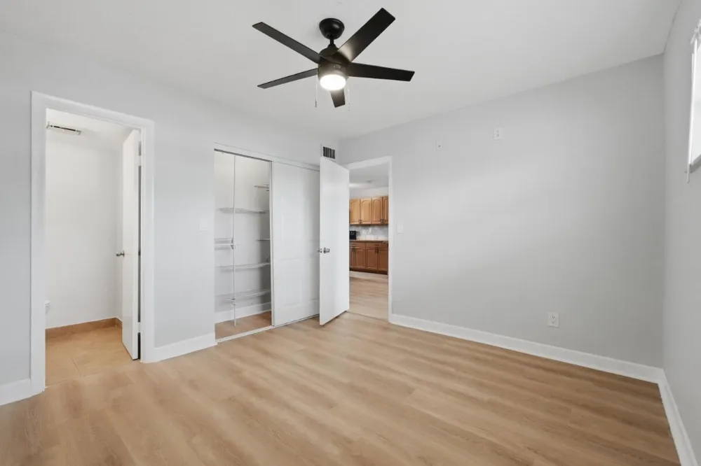 6191 SW 37TH STREET #210 Davie, FL 33314