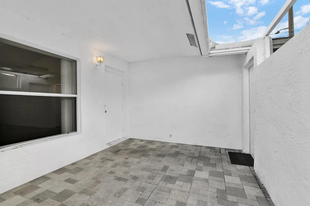 13978 Folkestone Circle Wellington, FL 33414