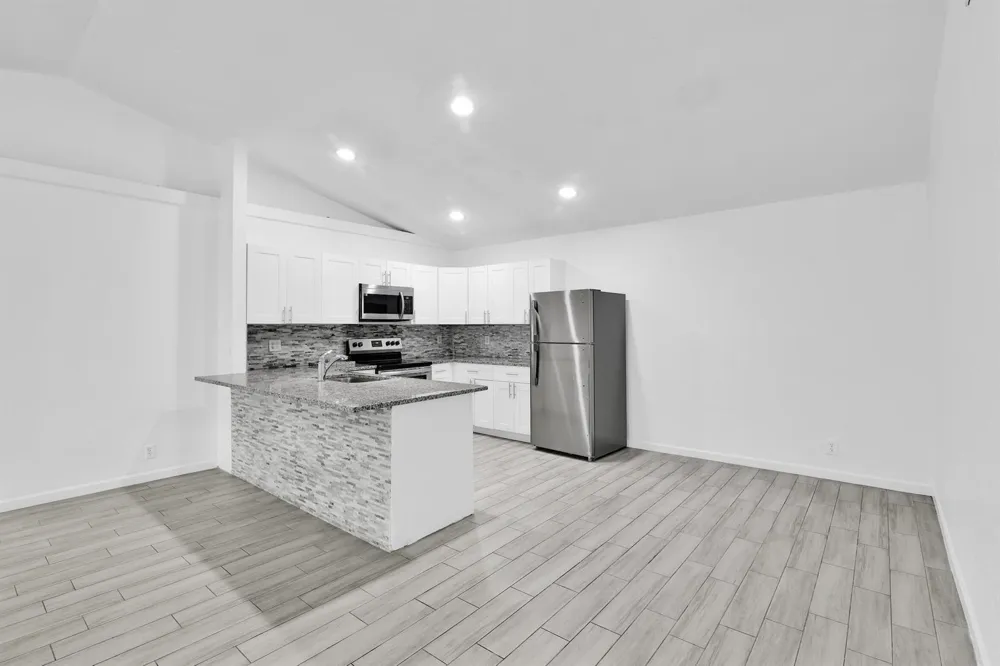 13978 Folkestone Circle Wellington, FL 33414