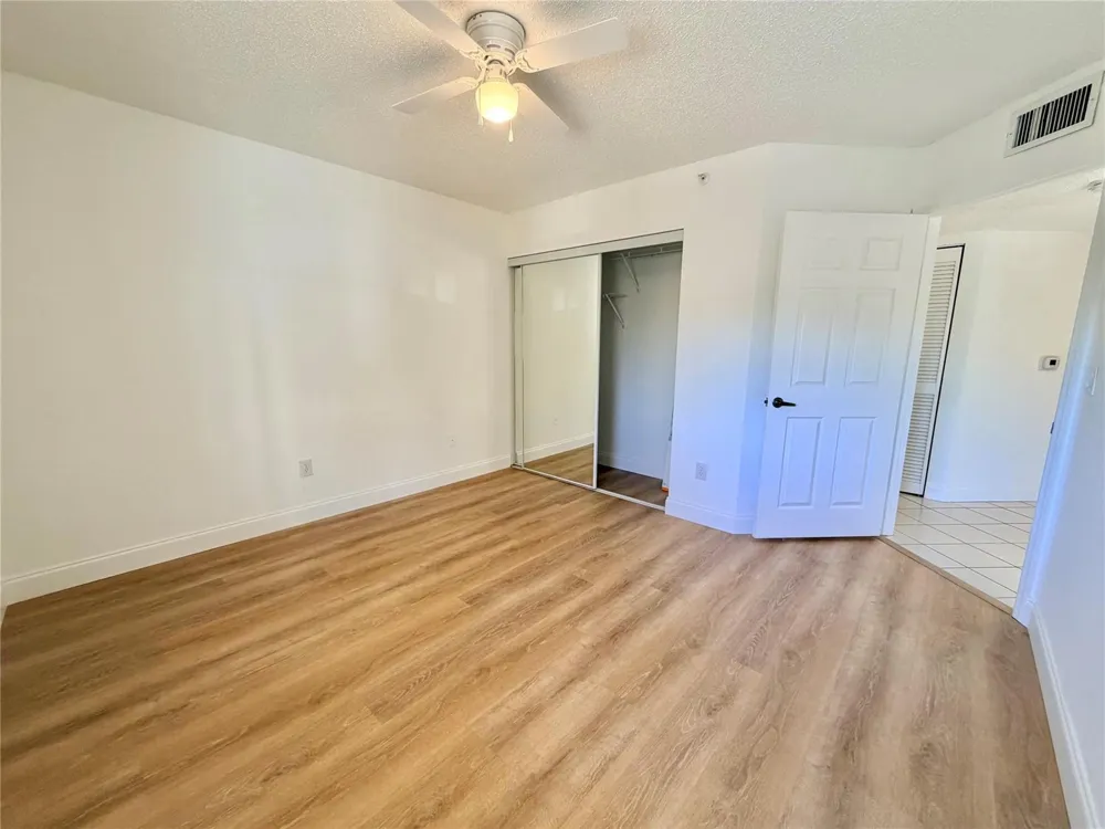 9587 WELDON CIRCLE #B204 Tamarac, FL 33321