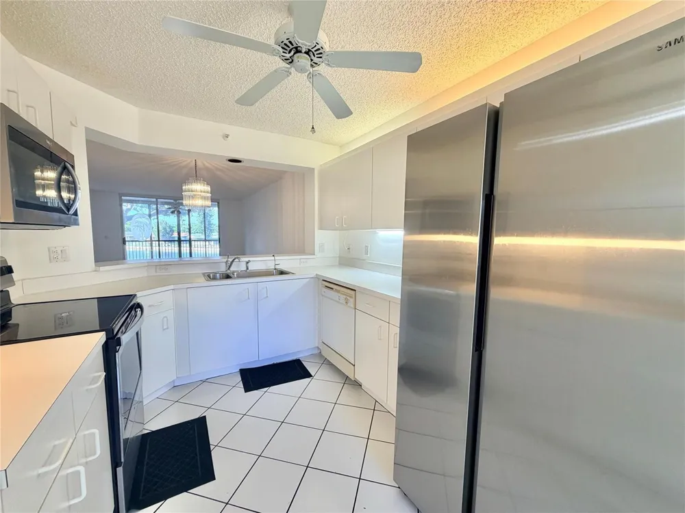 9587 WELDON CIRCLE #B204 Tamarac, FL 33321