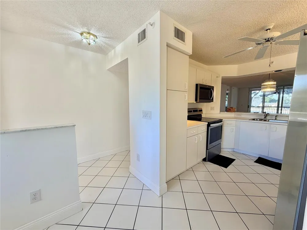 9587 WELDON CIRCLE #B204 Tamarac, FL 33321