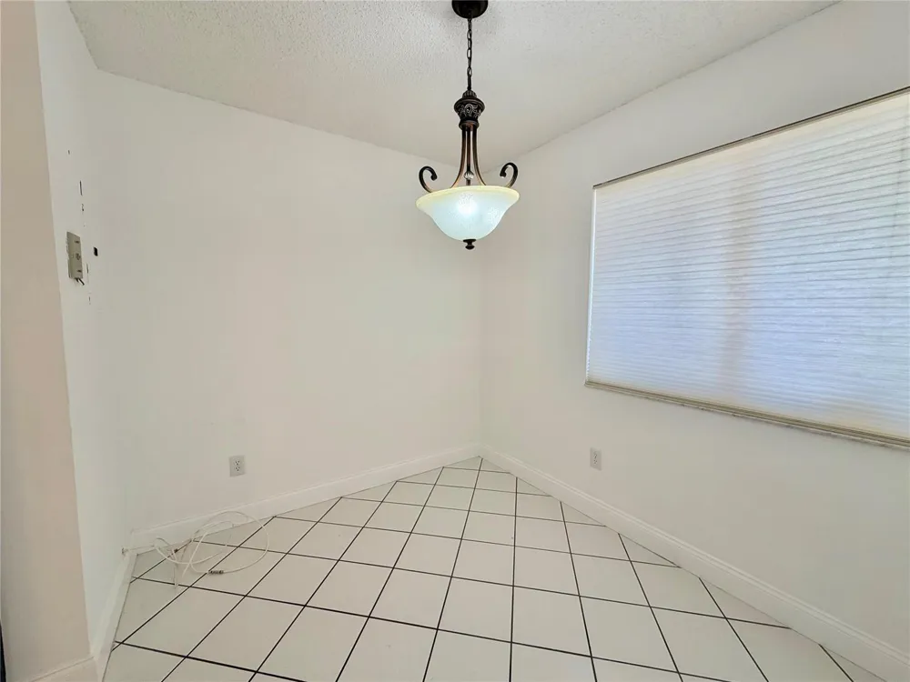 9587 WELDON CIRCLE #B204 Tamarac, FL 33321