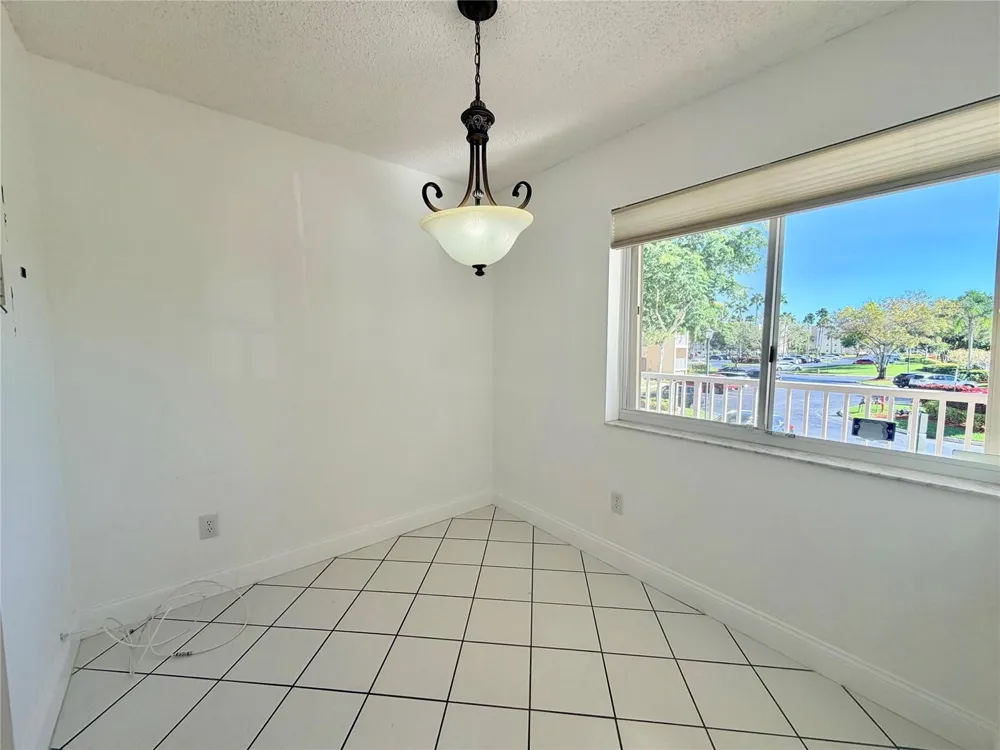 9587 WELDON CIRCLE #B204 Tamarac, FL 33321