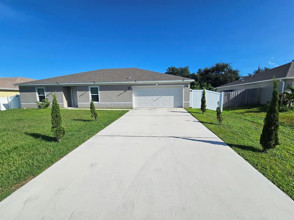 1465 SW SAN ESTEBAN AVENUE Port St. Lucie, FL 34953