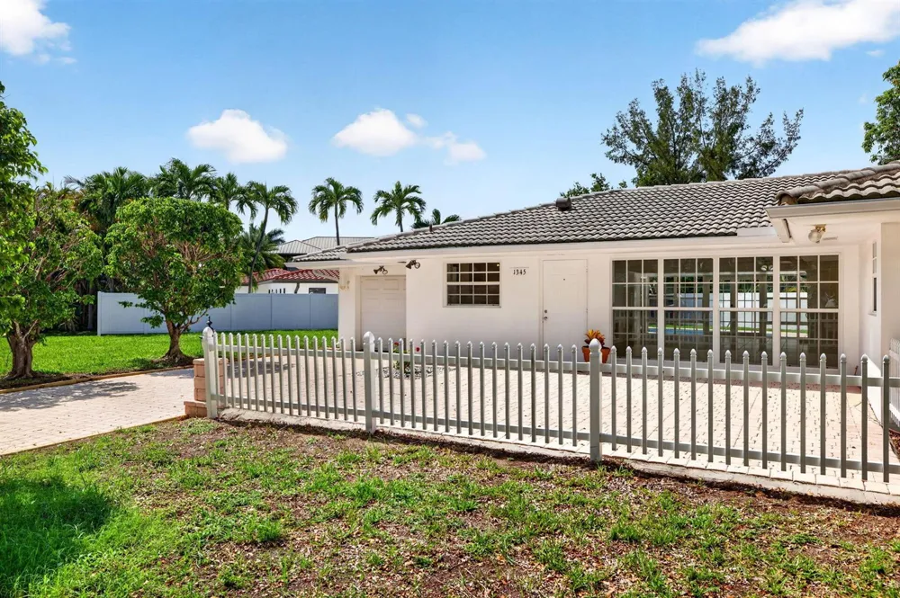 1345 E Terra Mar Drive Pompano Beach, FL 33062