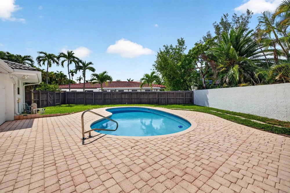 1345 E Terra Mar Drive Pompano Beach, FL 33062