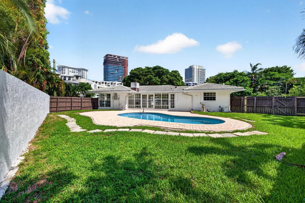 1345 E Terra Mar Drive Pompano Beach, FL 33062