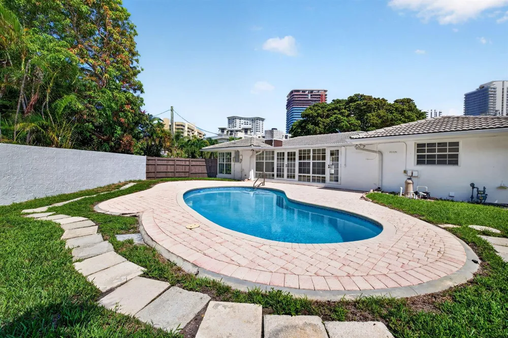 1345 E Terra Mar Drive Pompano Beach, FL 33062