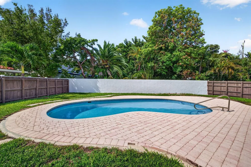 1345 E Terra Mar Drive Pompano Beach, FL 33062