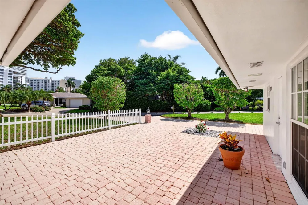 1345 E Terra Mar Drive Pompano Beach, FL 33062
