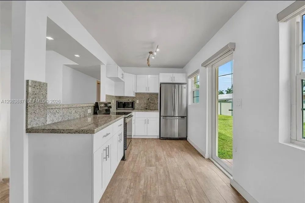 11250 SW 46th St Miami, FL 33165