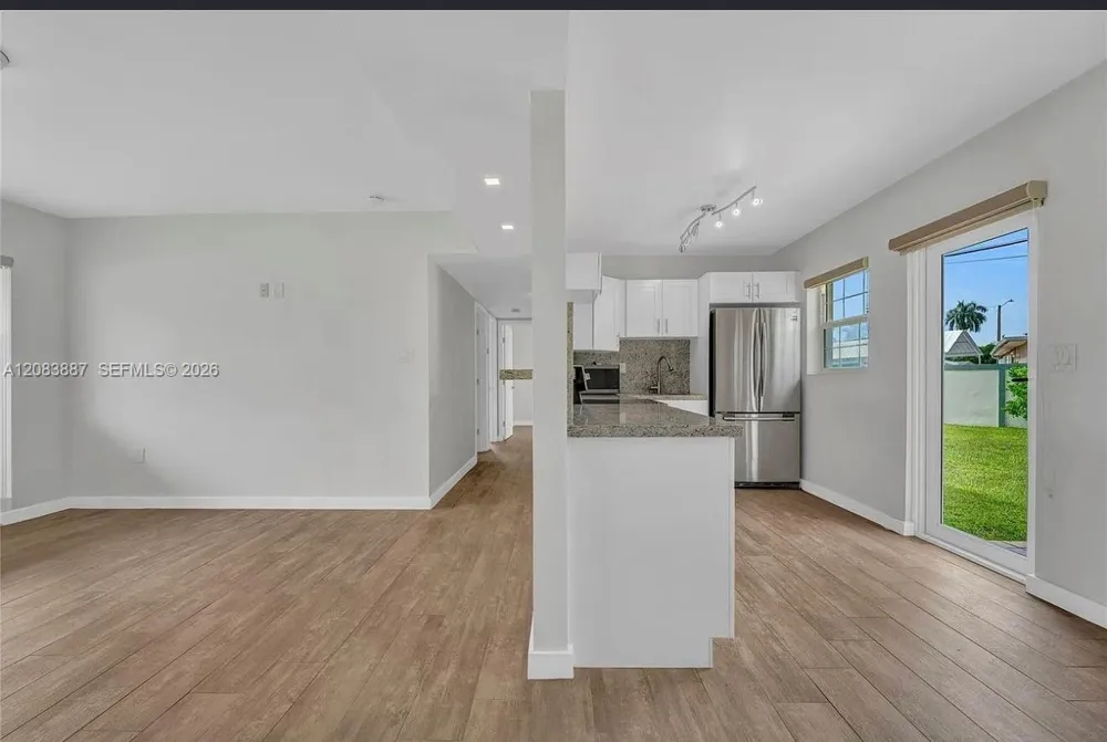 11250 SW 46th St Miami, FL 33165