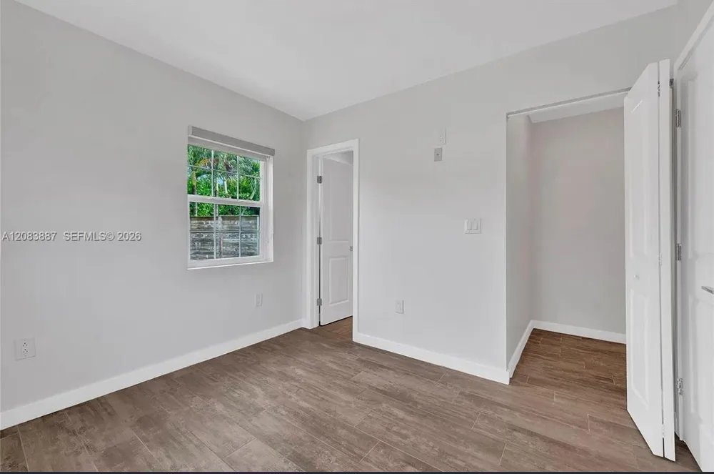 11250 SW 46th St Miami, FL 33165