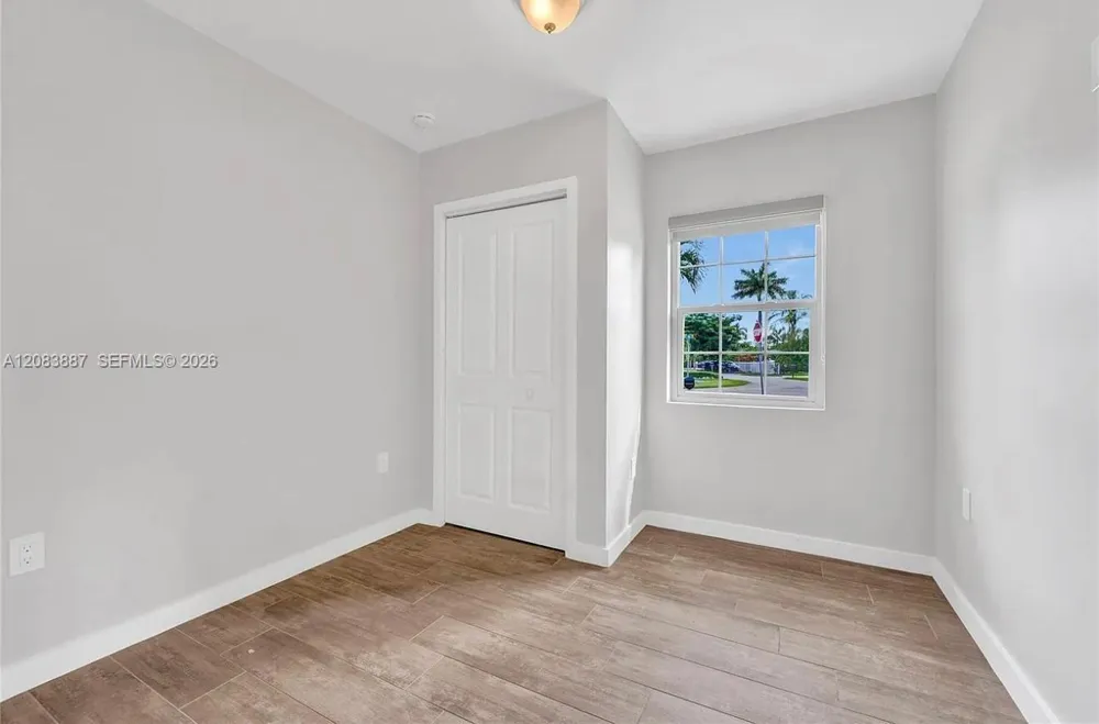 11250 SW 46th St Miami, FL 33165