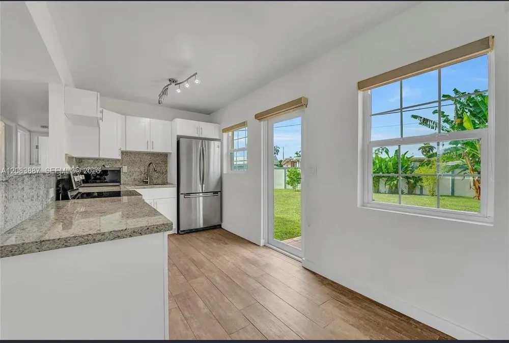 11250 SW 46th St Miami, FL 33165