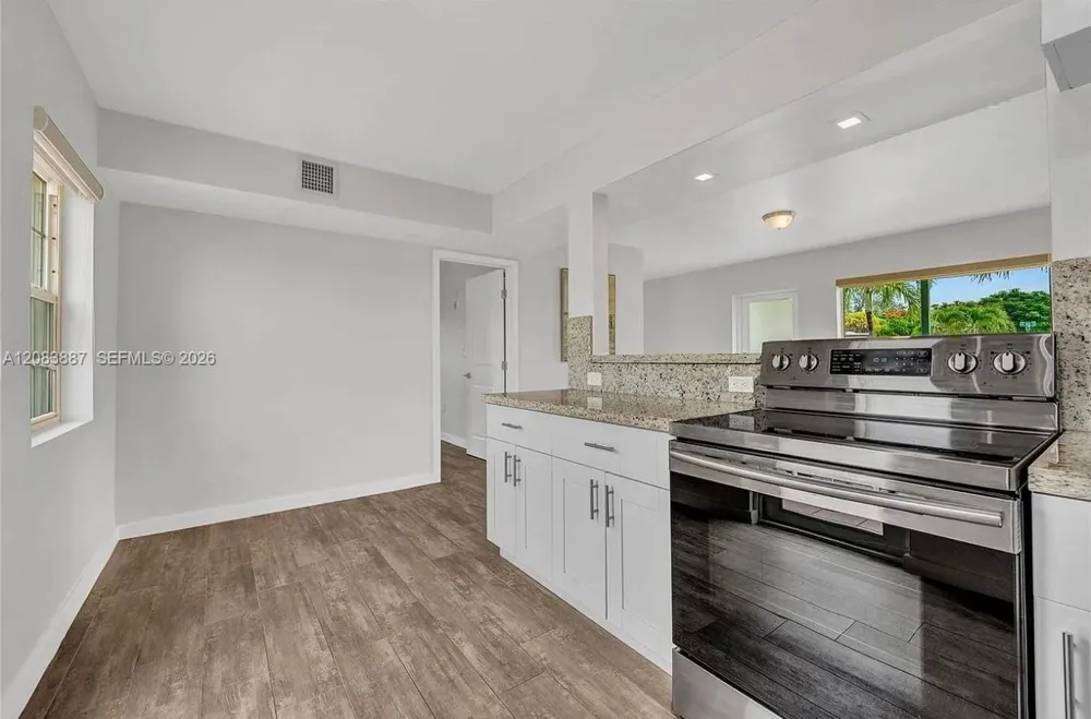 11250 SW 46th St Miami, FL 33165