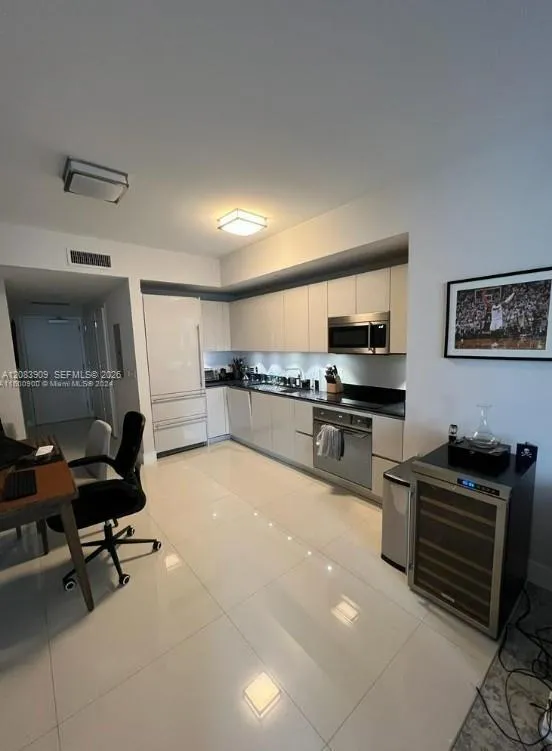 1010 Brickell Ave #2308 Miami, FL 33131
