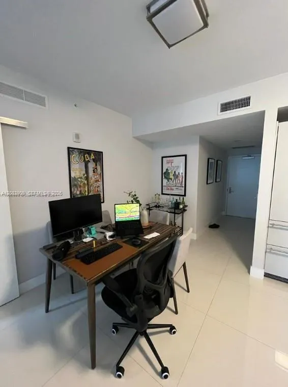 1010 Brickell Ave #2308 Miami, FL 33131