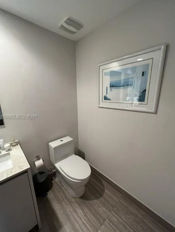 1010 Brickell Ave #2308 Miami, FL 33131