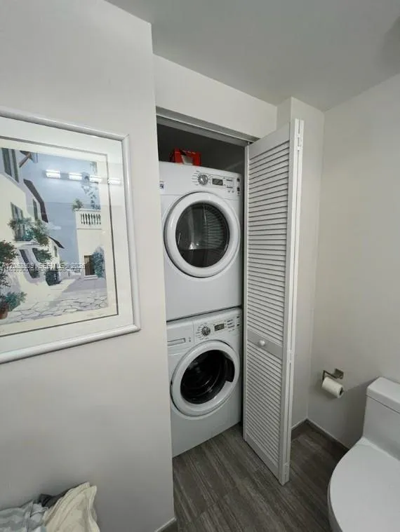 1010 Brickell Ave #2308 Miami, FL 33131