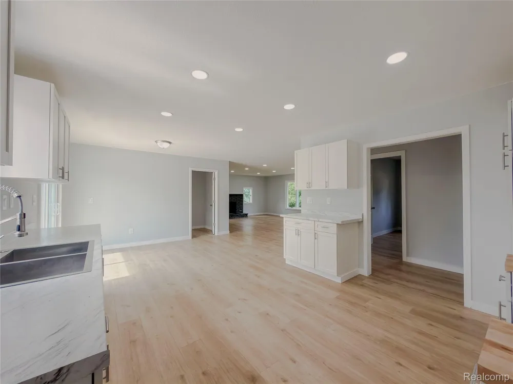 12248 E Atherton Road Davison Township, MI 48423