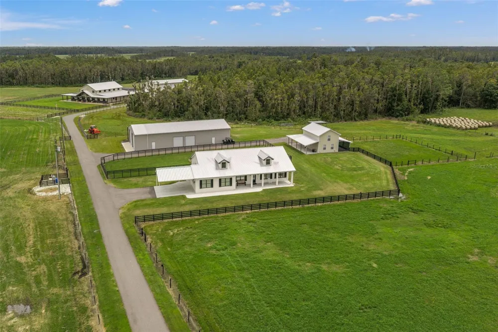 11657 MOORE ROAD Lakeland, FL 33809