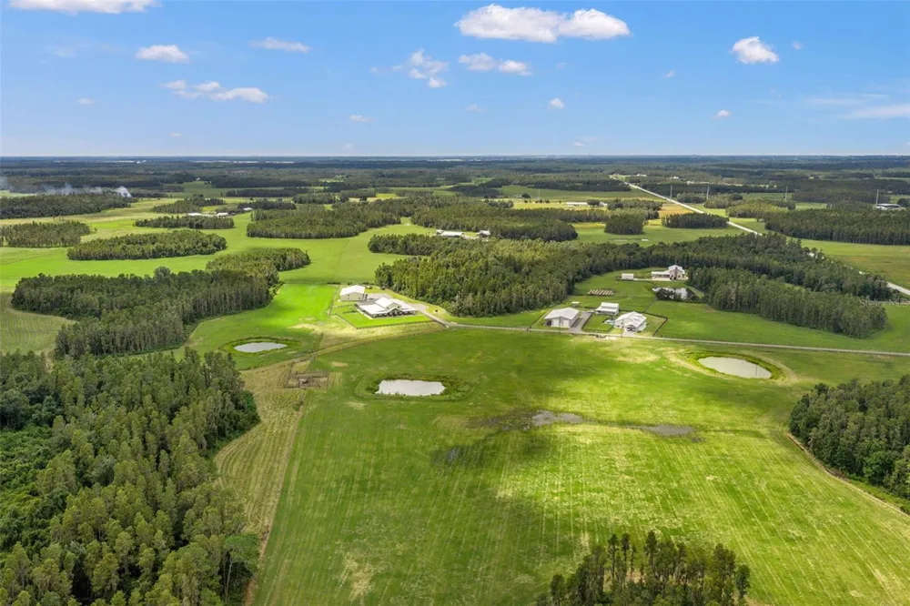 11657 MOORE ROAD Lakeland, FL 33809