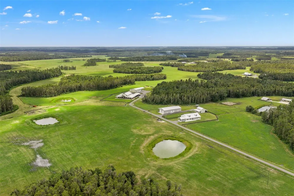 11657 MOORE ROAD Lakeland, FL 33809