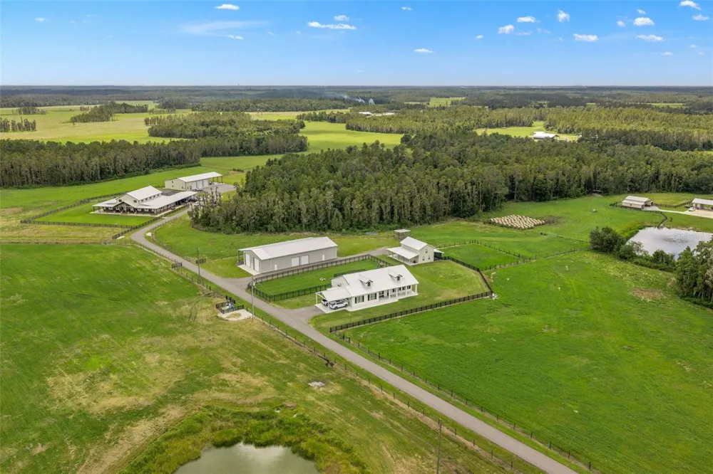 11657 MOORE ROAD Lakeland, FL 33809