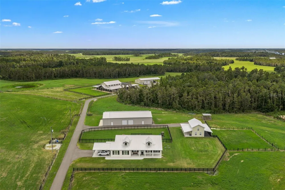 11657 MOORE ROAD Lakeland, FL 33809