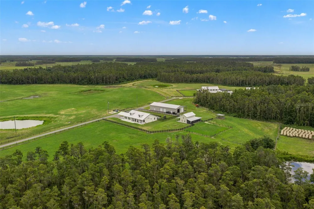 11657 MOORE ROAD Lakeland, FL 33809
