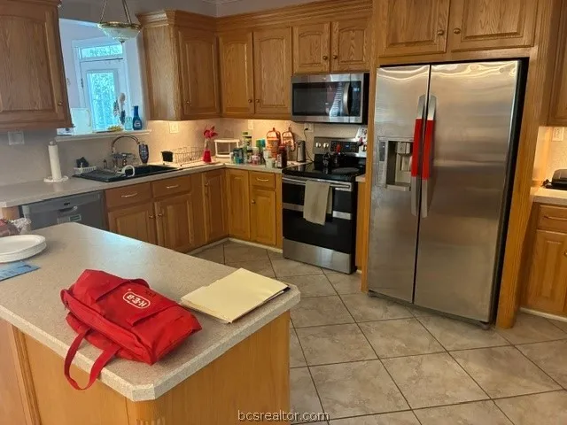 301 Beech Street Calvert, TX 77837