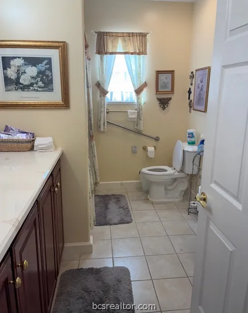 301 Beech Street Calvert, TX 77837