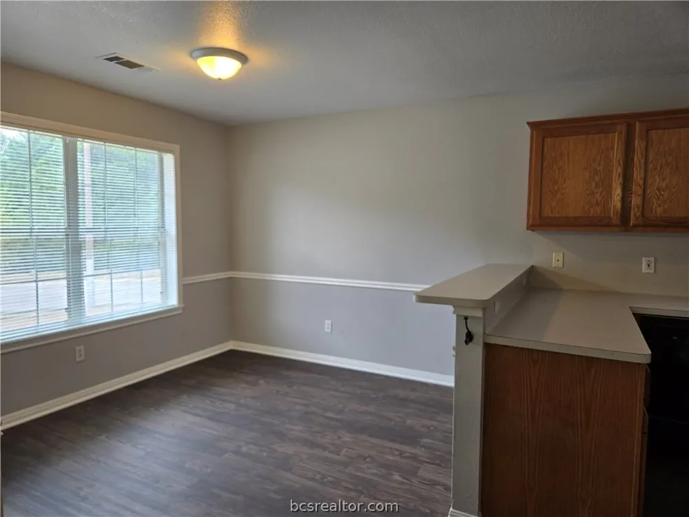 1742 Rock Hollow Loop Bryan, TX 77807